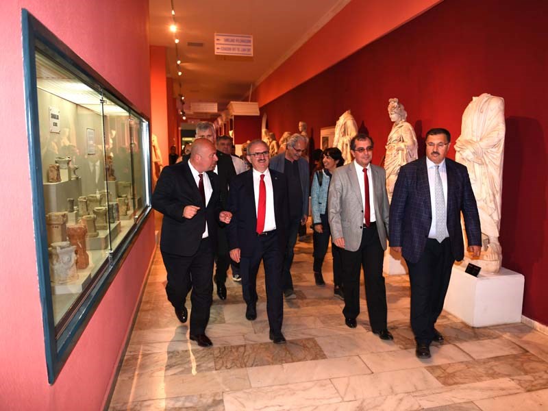 Antalya Müzesi Anadolu Selçuklu Sikkeleri Sergisi Açılış 02