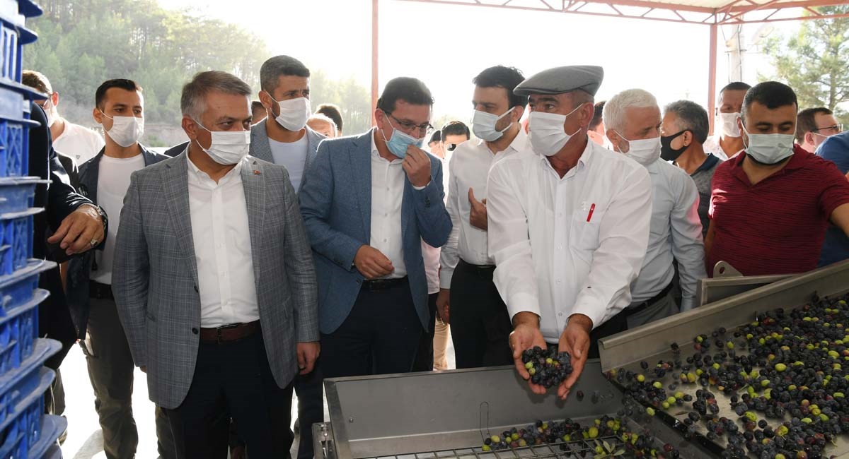Dünya Pazarlarında Markalaşma Şart 05