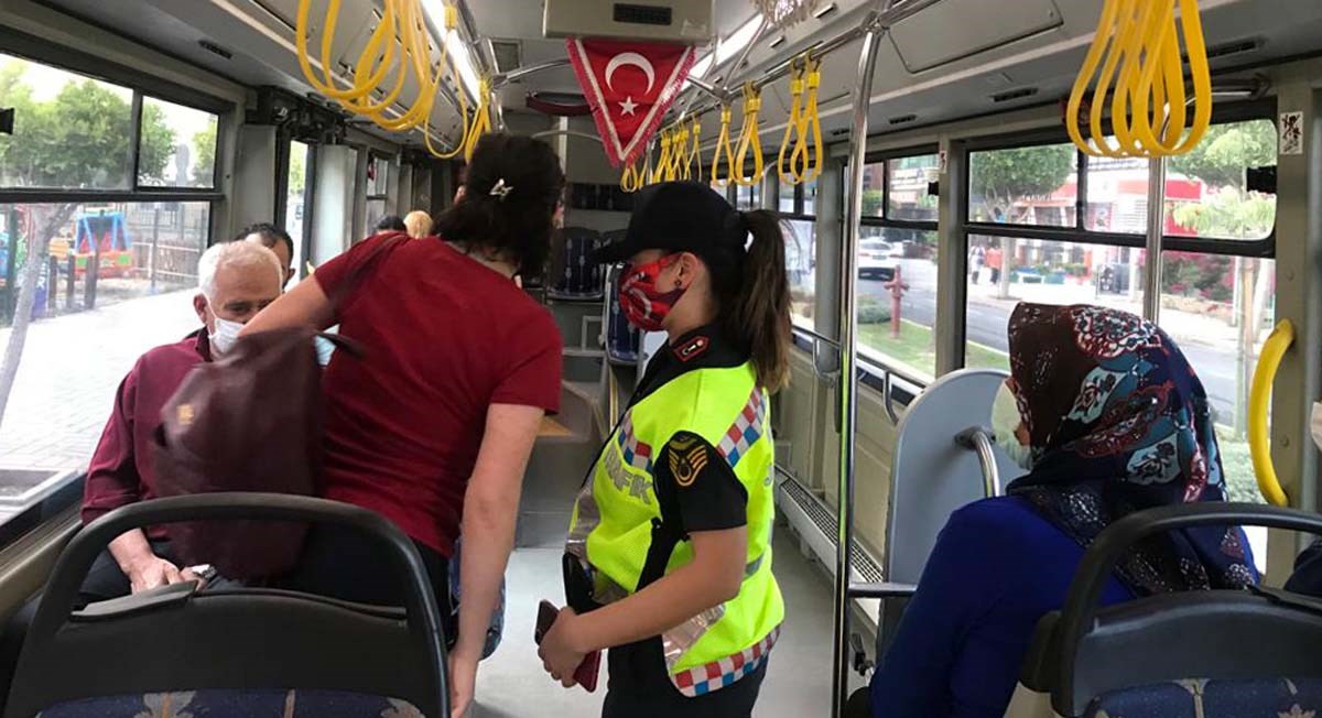 Antalya’da Toplu Taşımada Sıkı Denetim 01