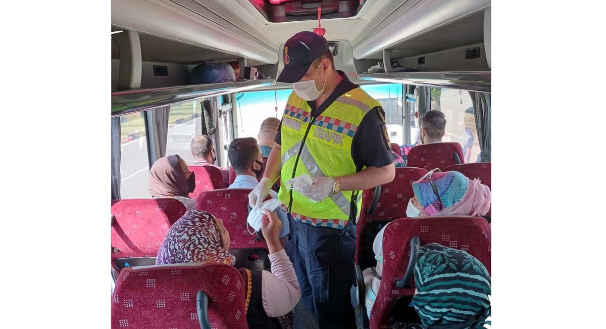 Antalya’da Toplu Taşımada Sıkı Denetim 02