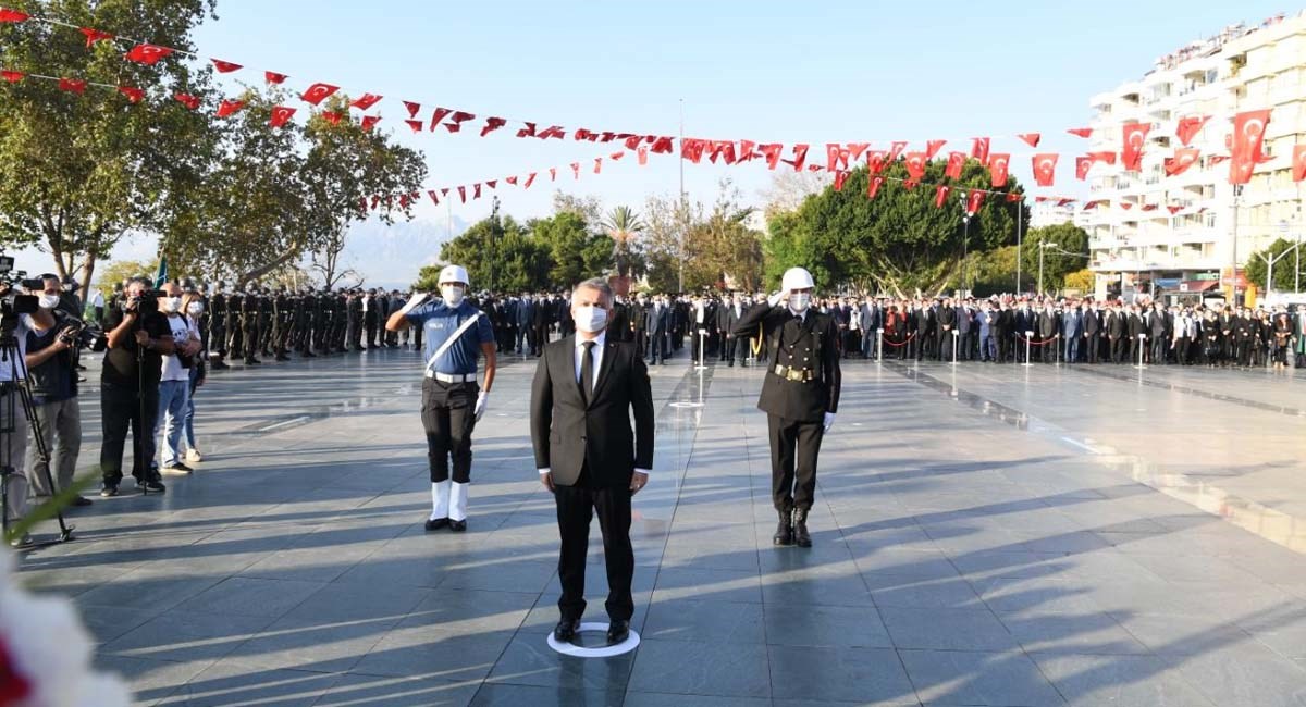 Atatürk ün Vefatının 82. Yıl Dönümünü 02