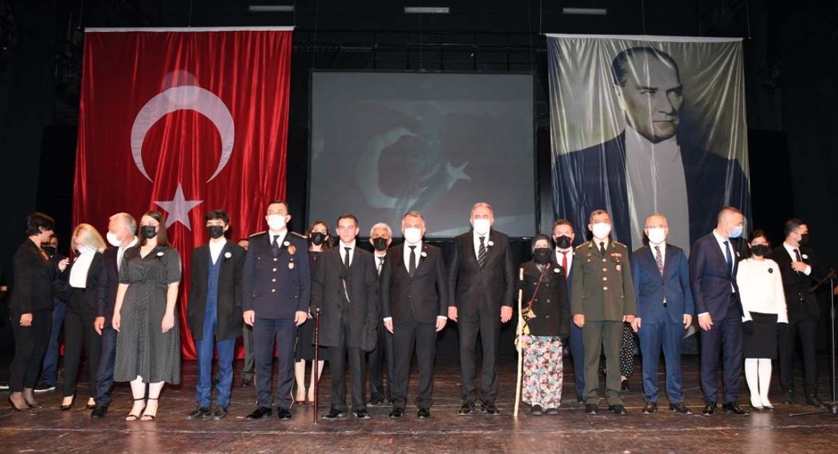 Atatürk ün Vefatının 82. Yıl Dönümünü 06