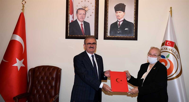 Eğitime Hayırsever Katkısı Devam Ediyor 04