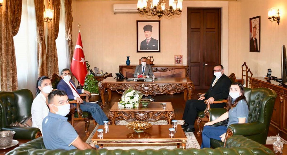 Vali Yazıcı PTT nin 181 inci Kuruluş Yıl Dönümünü Kutladı 03