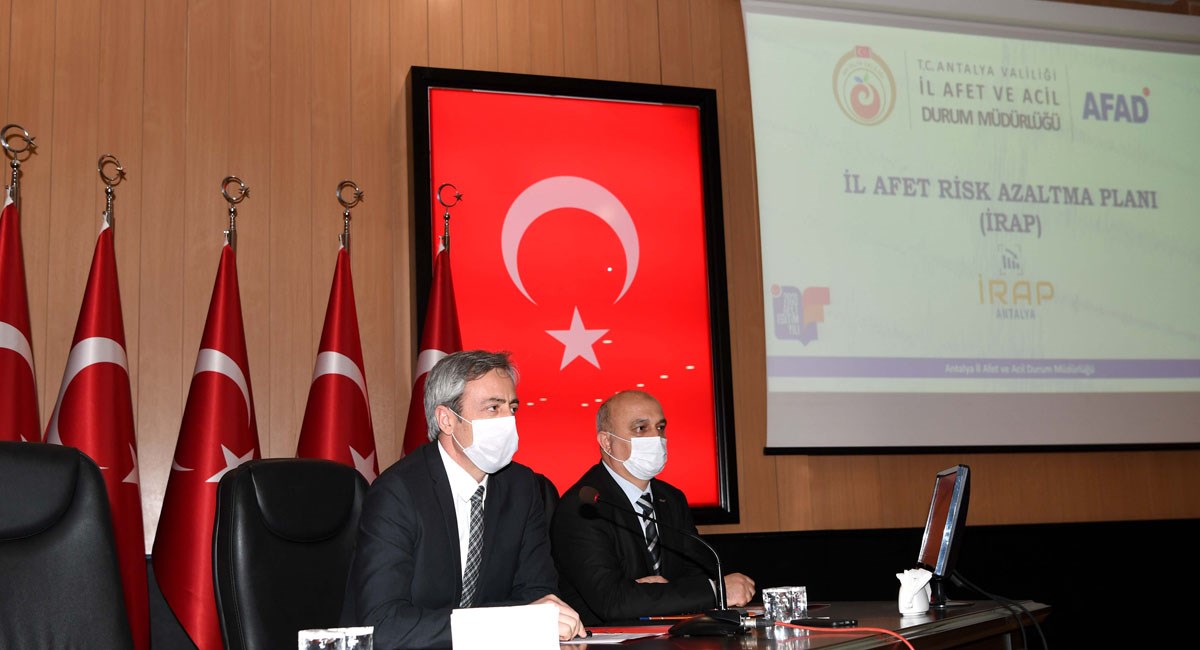 02 antalya il afet risk azaltma planı hazırlık toplantısı gerçekleştirildi