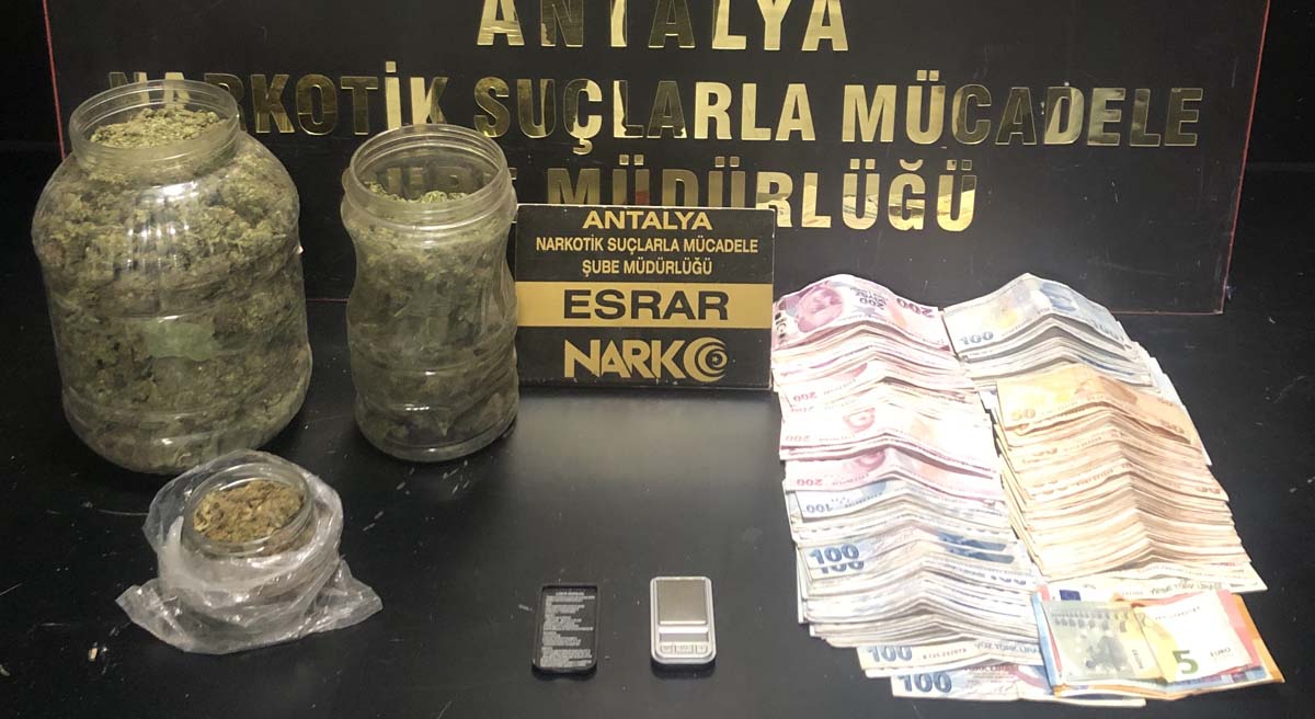 Antalya Emniyeti Dur Durak Bilmeden Uyuşturucu İle Savaşıyor 05