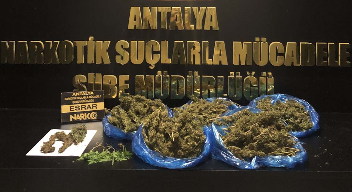 Antalya Emniyeti Dur Durak Bilmeden Uyuşturucu İle Savaşıyor 06