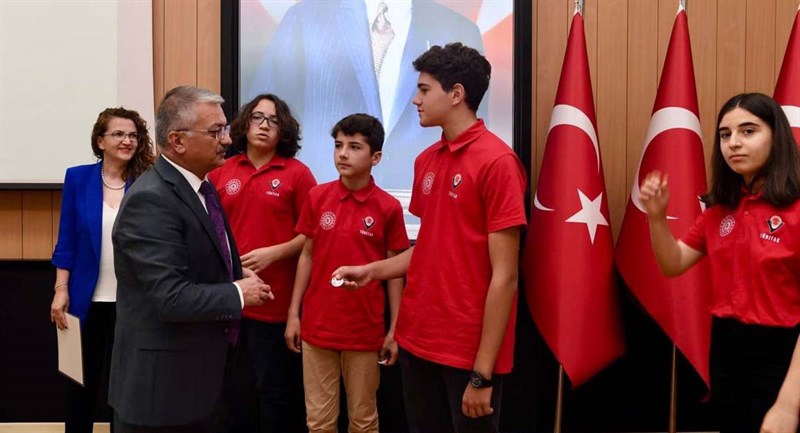 Hayallerimiz Peşinden Koştuğumuz Güzelliklerdir 04