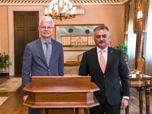 Vali Yazıcı Litvanya Büyükelçisi Degutis’ti Kabul Etti