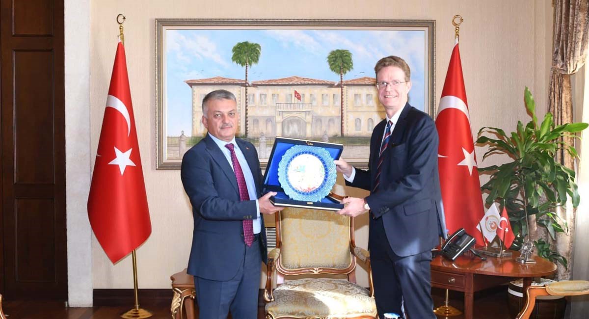 02 AB Türkiye Delegasyonu Başkanı Büyükelçi Meyer Landrut, Vali Yazıcı’yı Ziyaret Etti