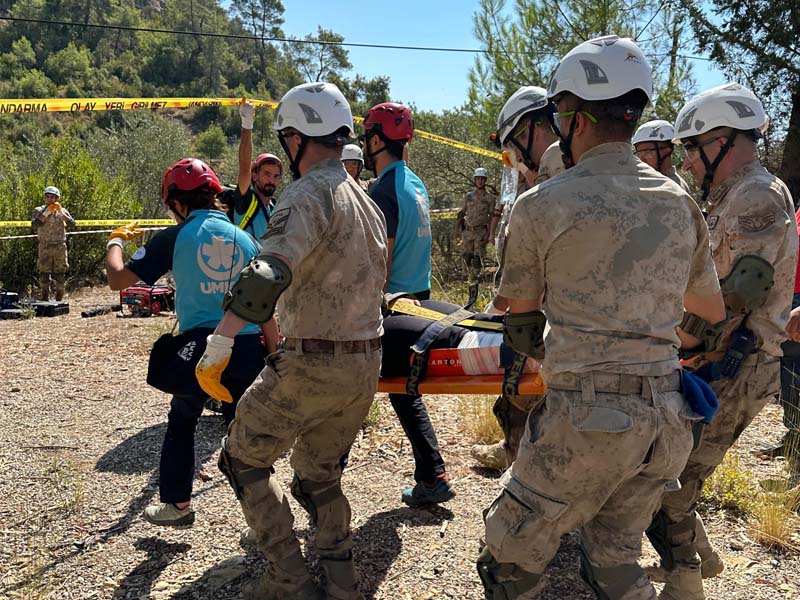 Antalya da Kurumları Teyakkuza Geçiren Deprem Senaryosu  03