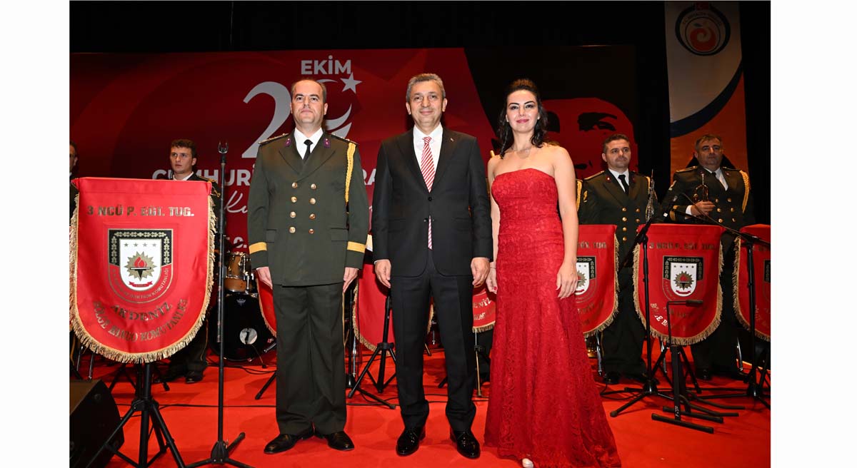 Antalya Cumhuriyetin Değerleriyle Kenetlendi 08
