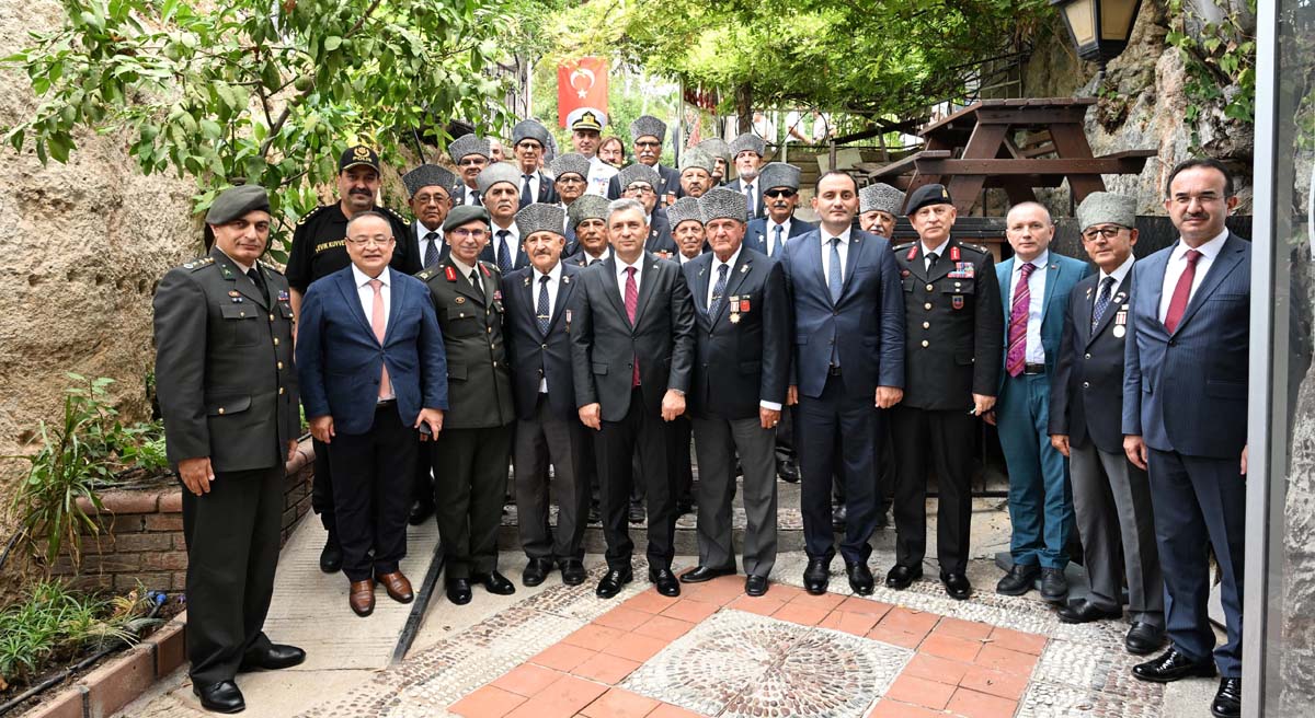 Antalyada Gaziler Günü Gururla Kutlandı 05