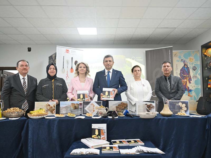 Antalya’nın Tescilli Lezzetleri Glutensiz Tariflerle Kitaplaştı